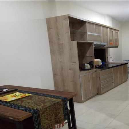 Karana House Syariah Hotel Melati Bagian luar foto